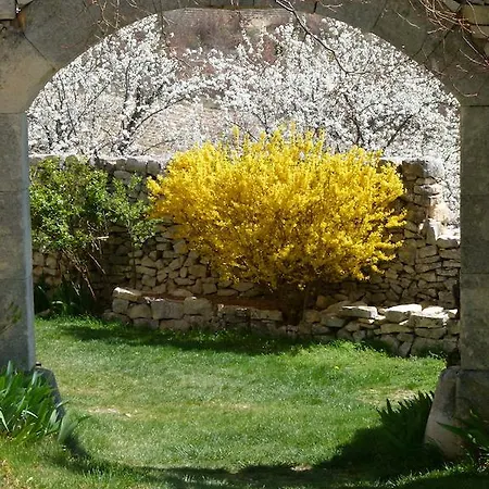 Bed & Breakfast La Bastide Du Garri *